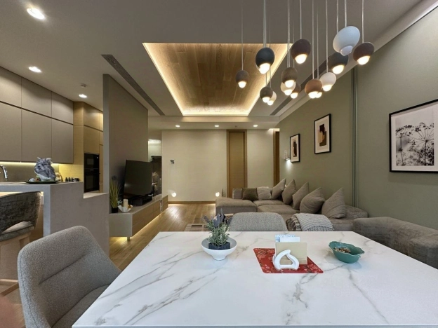 Купить квартиру в Москве. Вариант № 8442938, 3, площадь -  квм, цена 135000000 рублей