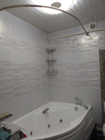 Купить двухкомнатную квартиру на улице переулок Николая Липового в Бийске. Вариант № 3459770, 3, площадь -  квм, цена 4700000 рублей