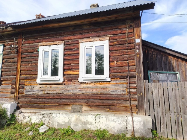 Купить однокомнатную квартиру на улице Центральная в Владимирской области. Вариант № 9709368, 10, площадь -  квм, цена 300000 рублей