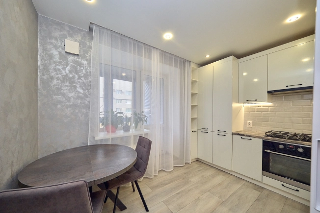 Купить двухкомнатную квартиру в районе Железнодорожный в Рязани. Вариант № 8477874, 1, площадь -  квм, цена 9700000 рублей