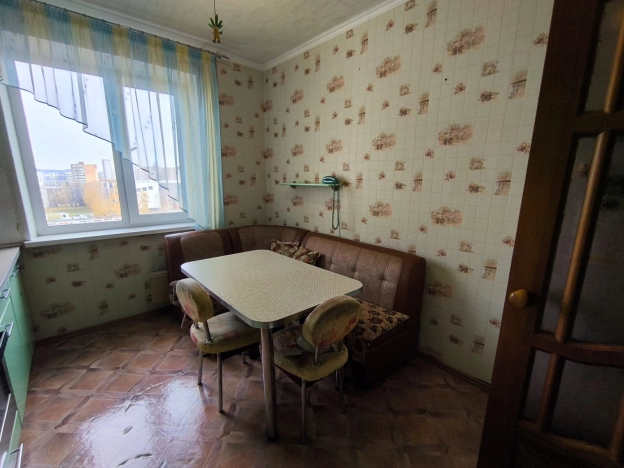 Купить трехкомнатную квартиру в Республике Татарстан (татарстан). Вариант № 7714880, 19, площадь -  квм, цена 6800000 рублей