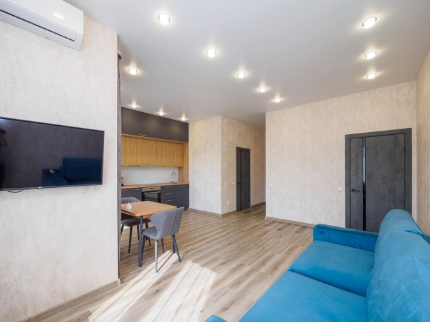 Купить однокомнатную квартиру в Омске. Вариант № 3993778, 3, площадь -  квм, цена 6600000 рублей