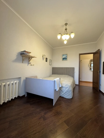 Купить квартиру в Москве. Вариант № 10242944, 18, площадь - квм, цена 33000000 рублей