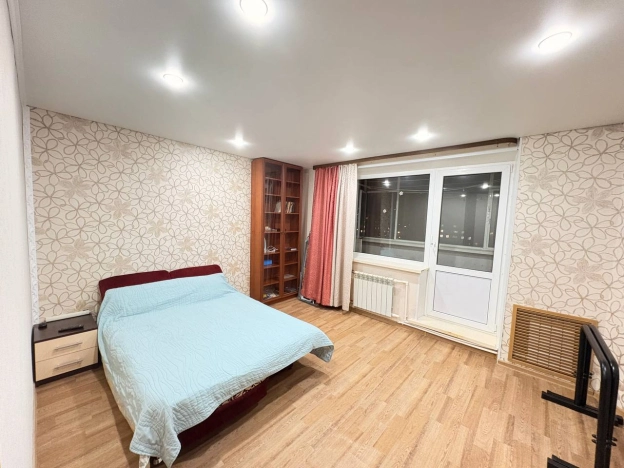 Купить квартиру в Тобольске. Вариант № 9506937, 4, площадь -  квм, цена 3500000 рублей