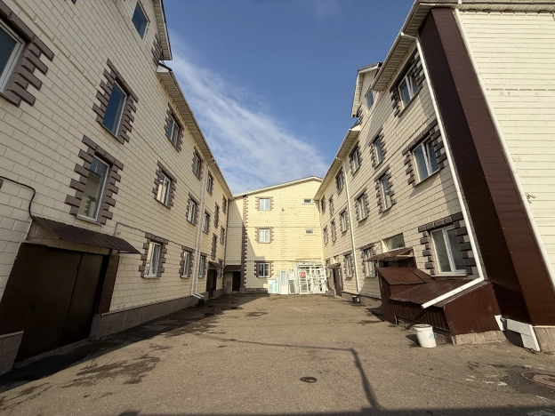 Купить дом в Москве. Вариант № 4883846, 4, площадь - квм, цена 85000000 рублей