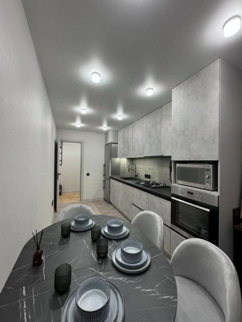 Купить квартиру в Москве. Вариант № 9955905, 1, площадь -  квм, цена 35000000 рублей