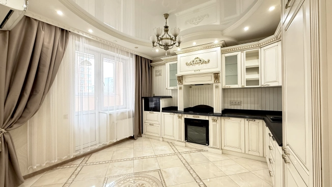 Купить однокомнатную квартиру в Краснодаре. Вариант № 9169250, 1, площадь -  квм, цена 7500000 рублей