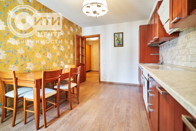 Купить трехкомнатную квартиру в районе Коминтерновский в Воронеже. Вариант № 54508, 4, площадь -  квм, цена 11520000 рублей