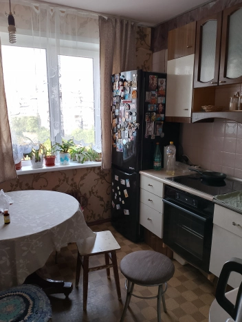 Купить трехкомнатную квартиру на улице Теплоэнергетиков в Воронеже. Вариант № 48021, 5, площадь -  квм, цена 4900000 рублей