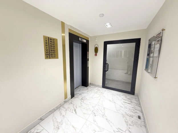 Купить двухкомнатную квартиру на улице Ворошилова в Ижевске. Вариант № 41041, 8, площадь -  квм, цена 9500000 рублей