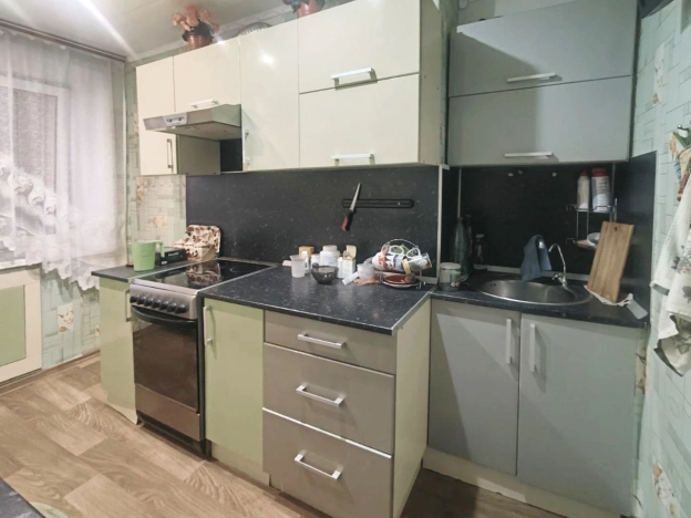 Купить квартиру в Брянской области. Вариант № 17152, 2, площадь -  квм, цена 4750000 рублей