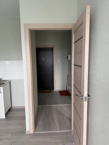 Купить четырехкомнатную квартиру в Белгородской области. Вариант № 43079, 18, площадь -  квм, цена 4900000 рублей