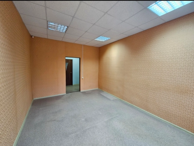 Снять коммерческую недвижимость в Тобольске. Вариант № 49183, 1, площадь -  квм, цена 75000 рублей