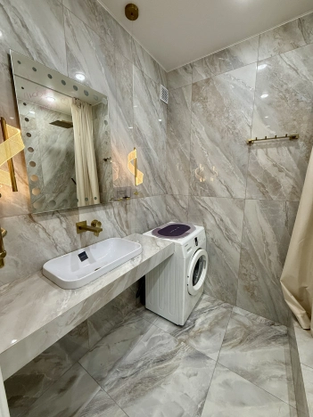 Купить трехкомнатную квартиру в Микрорайоне Лимончики, Ковров в Коврове. Вариант № 3654085, 6, площадь -  квм, цена 10500000 рублей