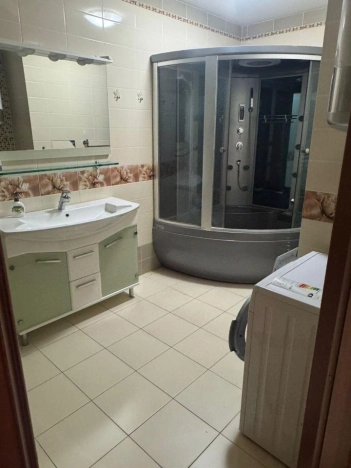 Купить двухкомнатную квартиру на вторичке у метро Физтех в Московской области. Вариант № 10479804, 10, площадь -  квм, цена 30000000 рублей