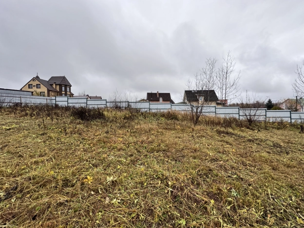 Купить земельный участок в Москве. Вариант № 8410345, 6, площадь -  квм, цена 8300000 рублей