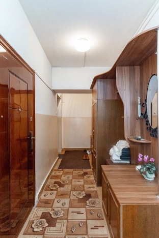 Купить трехкомнатную квартиру в Микрорайоне Лимончики, Ковров в Коврове. Вариант № 2900798, 35, площадь -  квм, цена 11000000 рублей