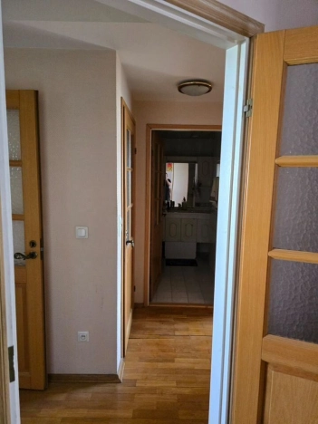 Купить квартиру в Москве. Вариант № 9886743, 5, площадь -  квм, цена 40000000 рублей