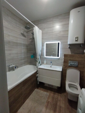 Снять квартиру в районе Дзержинский в Новосибирске. Вариант № 9205147, 12, площадь -  квм, цена 50000 рублей