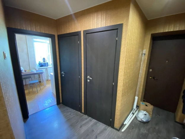 Купить трехкомнатную квартиру в Пушкине. Вариант № 5828376, 16, площадь -  квм, цена 7400000 рублей