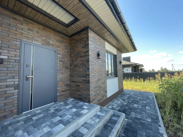 Купить дом в Воронеже. Вариант № 2555939, 8, площадь -  квм, цена 12000000 рублей