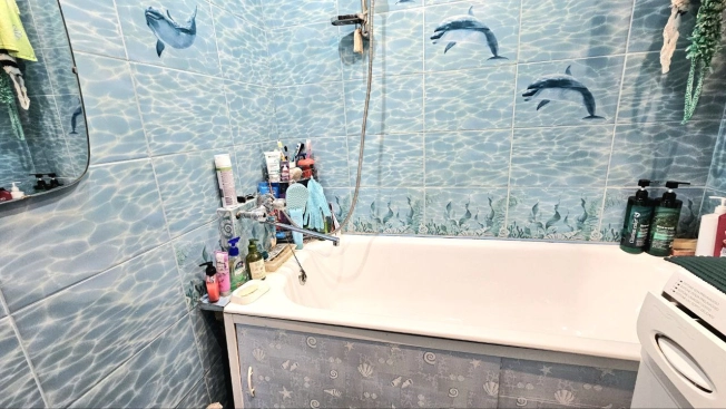 Купить трехкомнатную квартиру в Иркутской области. Вариант № 7823602, 11, площадь -  квм, цена 6890000 рублей