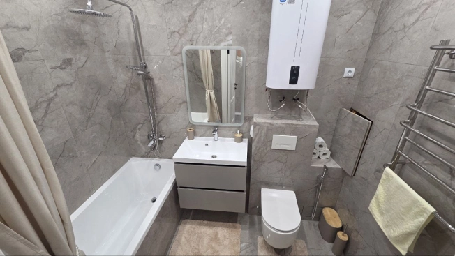 Купить трехкомнатную квартиру в Новосибирске. Вариант № 9921382, 13, площадь -  квм, цена 14800000 рублей