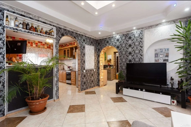 Купить дом на улице Виноградная в Калининграде. Вариант № 3059716, 20, площадь -  квм, цена 14300000 рублей