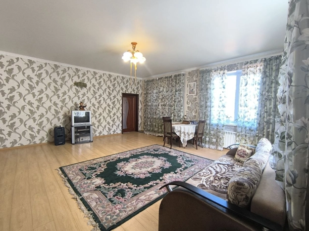 Купить дом в Москве. Вариант № 5364221, 10, площадь - квм, цена 60000000 рублей