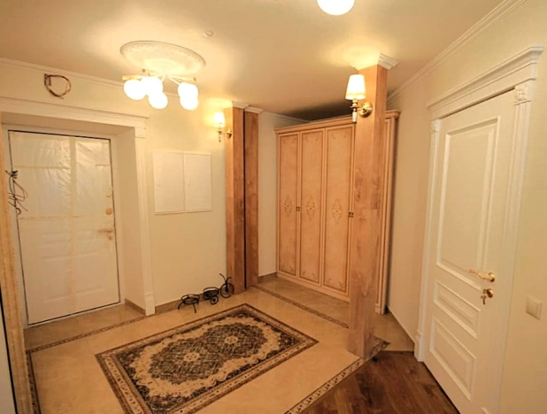 Купить трехкомнатную квартиру у метро Минская в Москве. Вариант № 21591, 6, площадь -  квм, цена 199500000 рублей