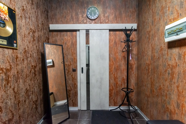 Купить двухкомнатную квартиру на улице Красная в Петрозаводске. Вариант № 46536, 16, площадь -  квм, цена 13500000 рублей