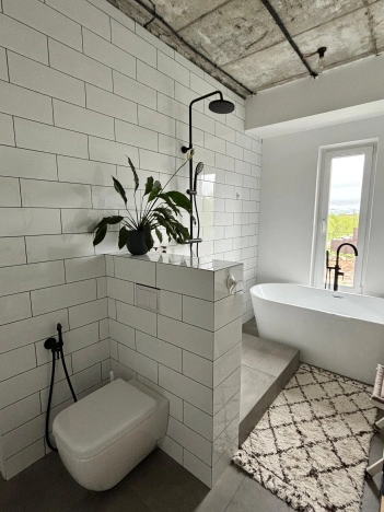 Купить дом в Южно-Сахалинске. Вариант № 60856, 19, площадь -  квм, цена 15300000 рублей