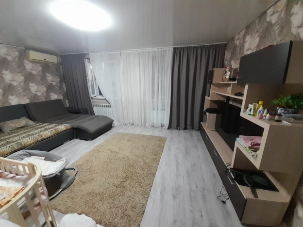 Купить дом на улице Мечникова в Элисте. Вариант № 13300, 5, площадь -  квм, цена 6500000 рублей