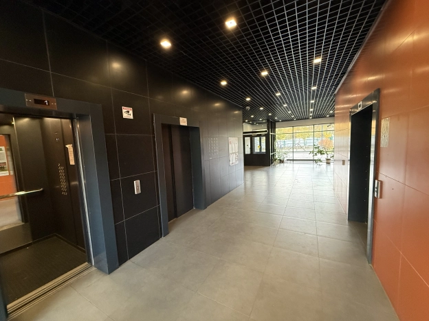 Купить двухкомнатную квартиру на вторичке в Видном. Вариант № 6970959, 16, площадь -  квм, цена 13400000 рублей