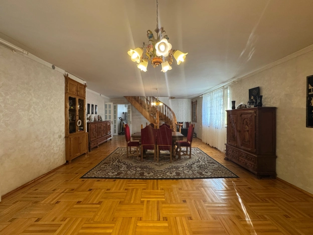 Купить дом в районе Пролетарский в Ростове-на-Дону. Вариант № 44299, 1, площадь -  квм, цена 24000000 рублей