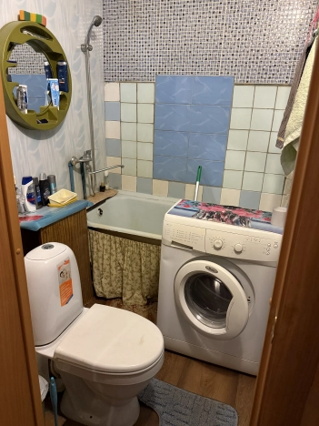 Купить трехкомнатную квартиру в Новосибирской области. Вариант № 8367506, 3, площадь -  квм, цена 4800000 рублей