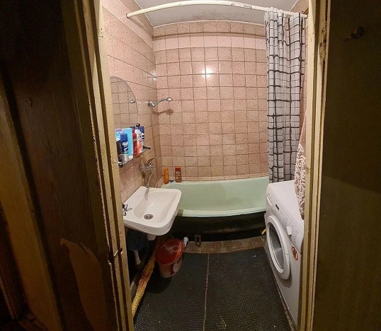 Купить трехкомнатную квартиру на улице Германа Лопатина в Нижнем Новгороде. Вариант № 20547, 7, площадь -  квм, цена 6000000 рублей