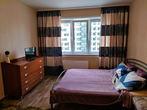 Купить однокомнатную квартиру в Новосибирской области. Вариант № 10329225, 6, площадь -  квм, цена 4800000 рублей