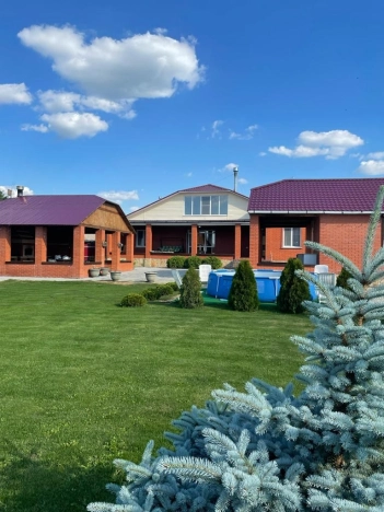 Купить дом в Омске. Вариант № 4520, 2, площадь -  квм, цена 20000000 рублей