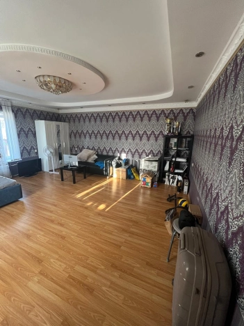 Купить дом в Искитиме. Вариант № 8456151, 8, площадь -  квм, цена 11999000 рублей