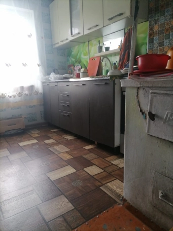 Купить дом в Кемеровской Области — Кузбассе. Вариант № 22629, 4, площадь -  квм, цена 900000 рублей