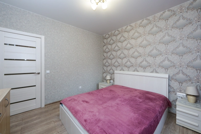 Купить двухкомнатную квартиру в районе Московский в Калининграде. Вариант № 53869, 8, площадь -  квм, цена 7100000 рублей