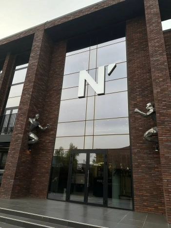 Купить квартиру в Москве. Вариант № 10249254, 3, площадь - квм, цена 8000000 рублей