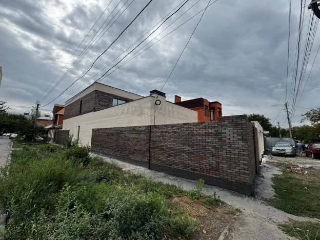 Купить дом на улице Гаккеля в Ростове-на-Дону. Вариант № 5278517, 5, площадь -  квм, цена 35000000 рублей