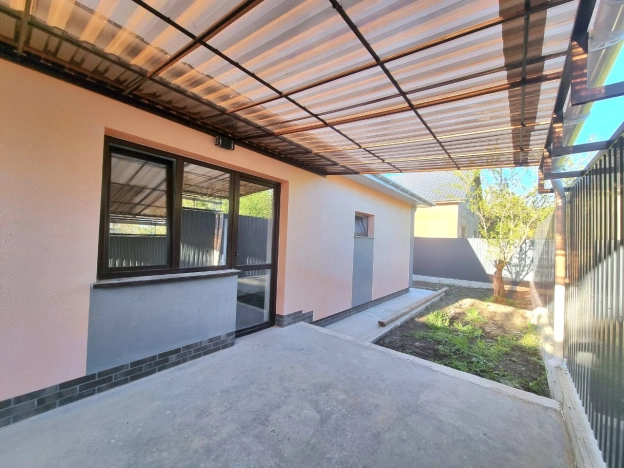 Купить дом в Симферополе. Вариант № 26176, 6, площадь -  квм, цена 9800000 рублей