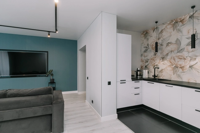 Купить четырехкомнатную квартиру в Новосибирской области. Вариант № 8448588, 1, площадь -  квм, цена 17999999 рублей