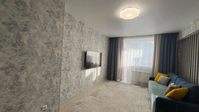 Купить однокомнатную квартиру в Омске. Вариант № 1143595, 2, площадь -  квм, цена 6100000 рублей