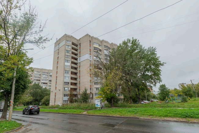 Купить квартиру на улице Белоконской в Владимире. Вариант № 3030903, 32, площадь -  квм, цена 7500000 рублей