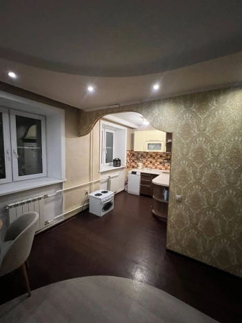 Купить квартиру в Улан-Удэ. Вариант № 10192489, 5, площадь -  квм, цена 6450000 рублей