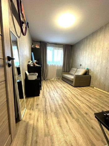 Купить трехкомнатную квартиру у метро Садовая в Санкт-Петербурге. Вариант № 9957193, 1, площадь -  квм, цена 6400000 рублей